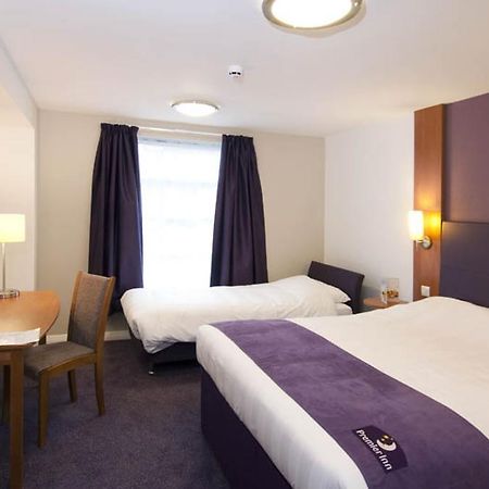 Premier Inn Braintree - A120 Buitenkant foto