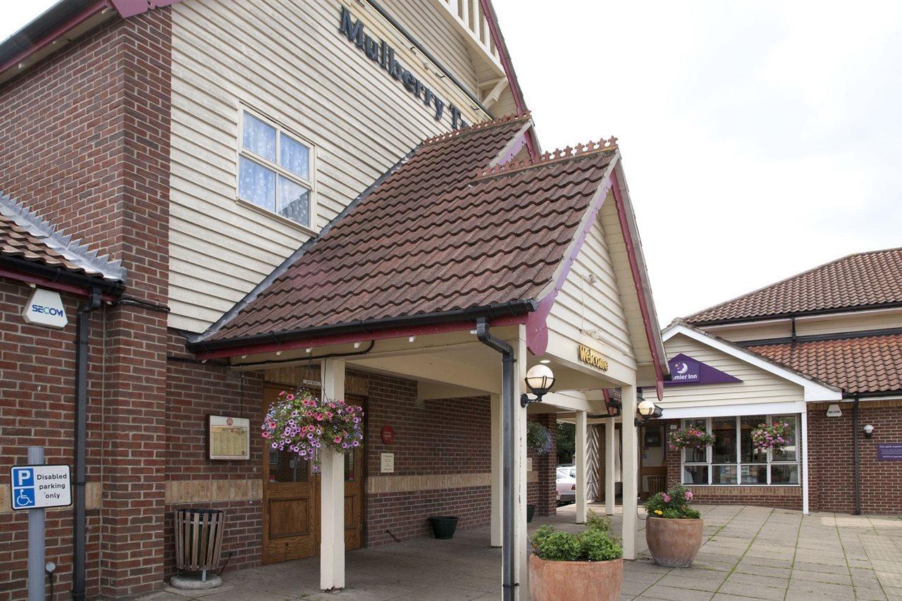 Premier Inn Braintree - A120 Buitenkant foto